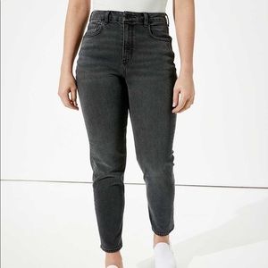 American eagle black mom jeans
